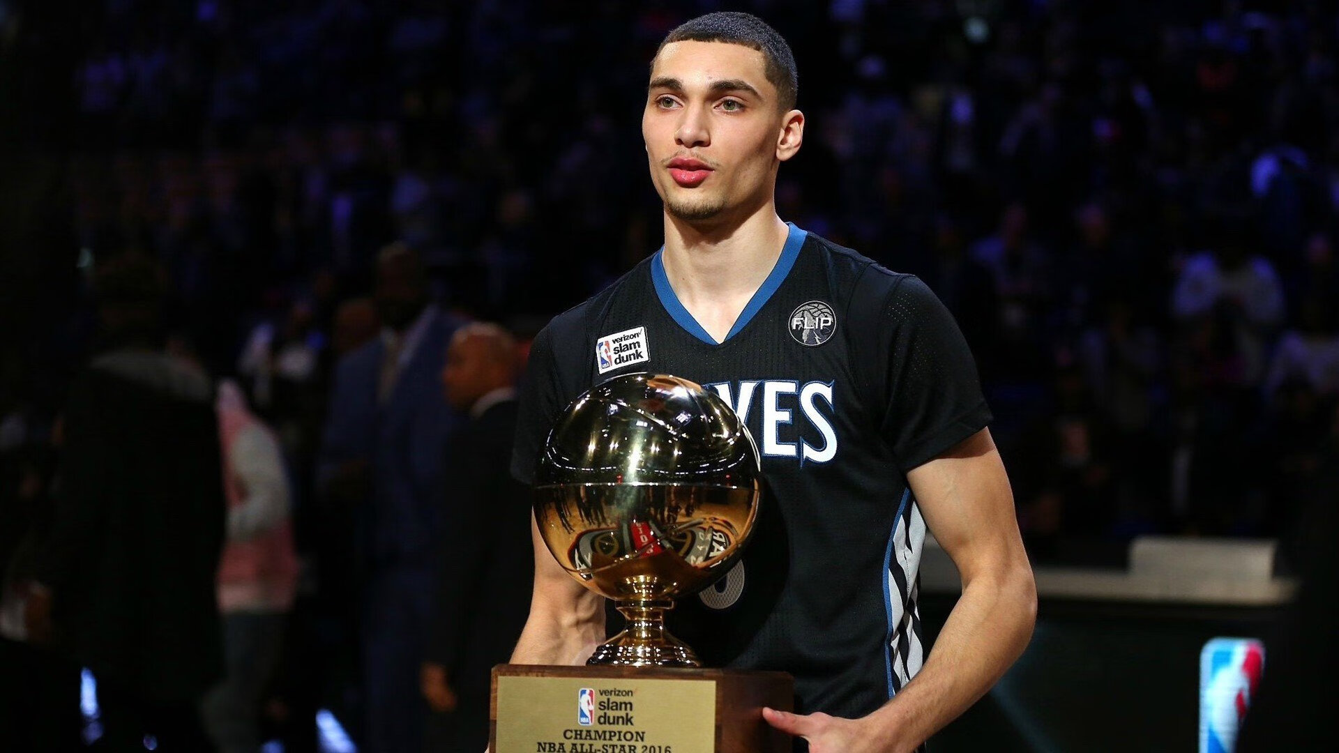 北欧冰刃与热带风暴的碰撞，奥纳纳统治级数据背后的战术密码